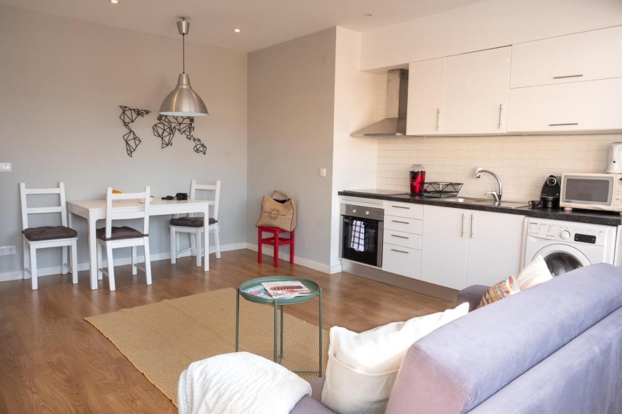 Apartment Bright & By Lovelystay *