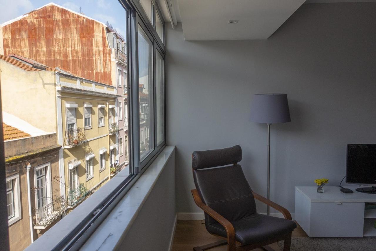 Bright & By Lovelystay Lisbon